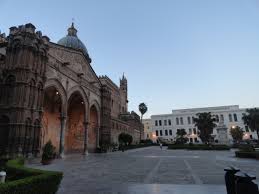 La Cattedrale di Palermo e il Liceo Vittorio Emanuele II